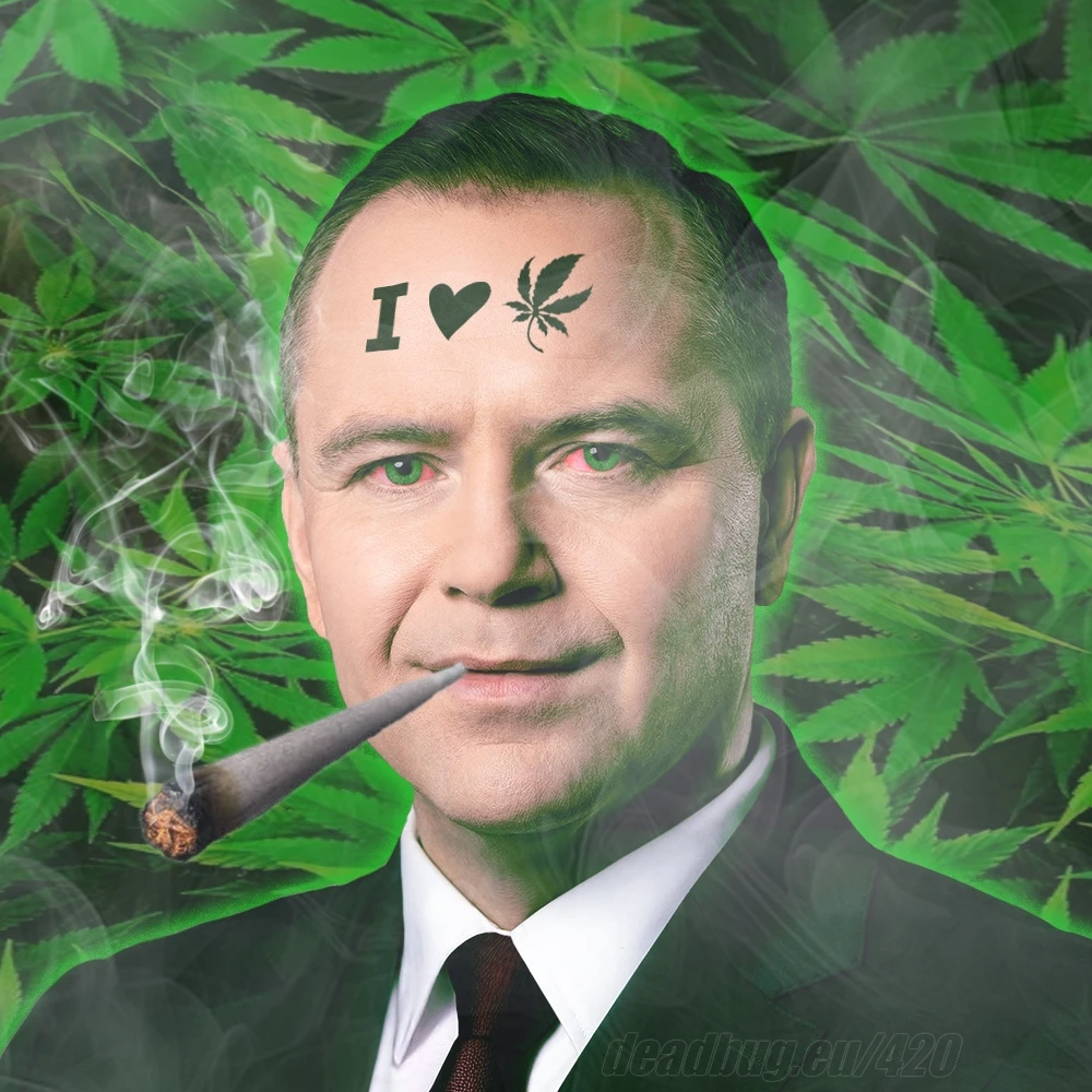 weed pic karol nawrocki